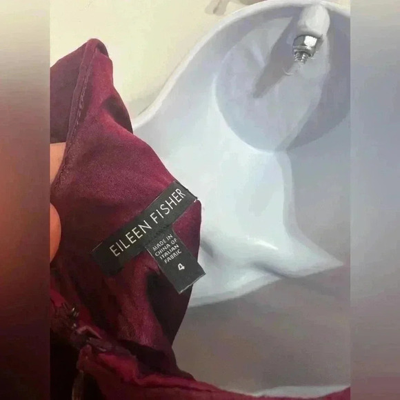 Eileen Fisher Cranberry Ruched Dress Size 4 - Picture 7 of 8